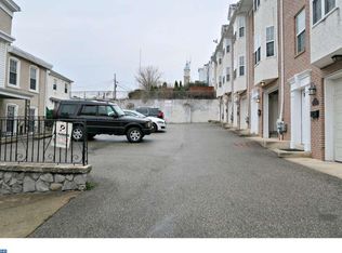 247 Ripka St, Philadelphia, PA 19127