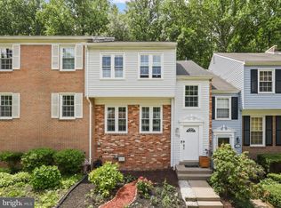 8379 Uxbridge Ct, Springfield, VA 22151