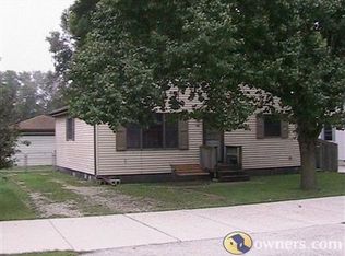 208 S Chicago Ave, Elwood, IL 60421