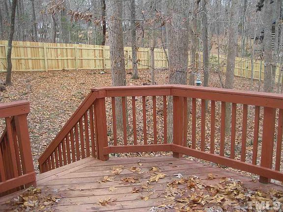 3rd image of 2307 Hardwood Dr