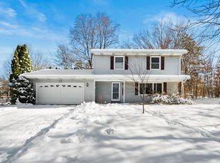 4745 Briarhill Dr, Portage, MI 49024