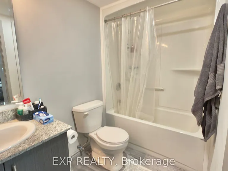 275B Larch St #608 — Photo 7