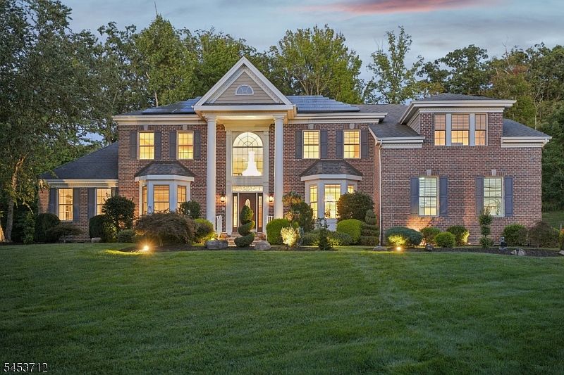 1st image of 26 Arbor Rd