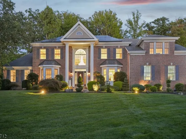 26 Arbor Rd, North Caldwell Boro, NJ 07006