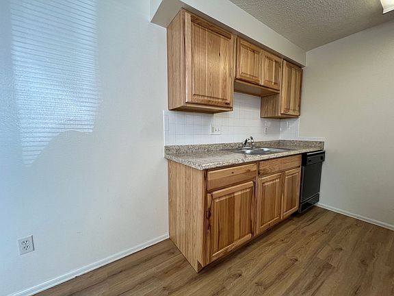 4th image of 1850 Laporte Ave #E34