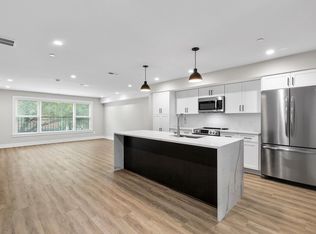 2146 Lombard St, Philadelphia, PA 19146