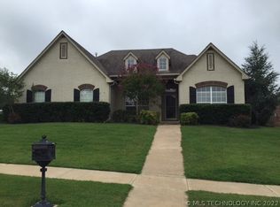 4614 E 142nd St, Bixby, OK 74008