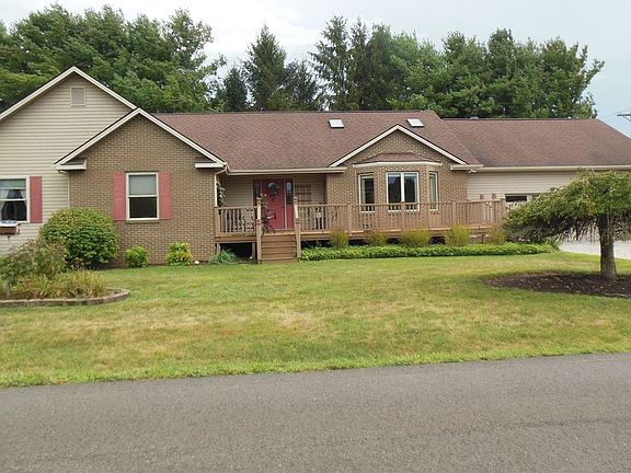 4th image of 1560 Thomas Ln