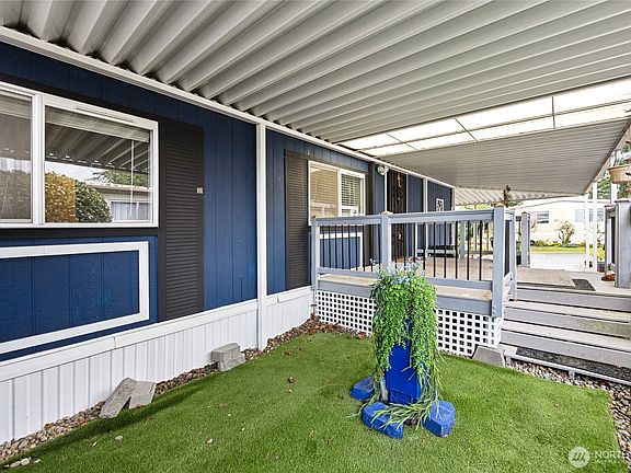 3rd image of 1111 Archwood Drive SW #382