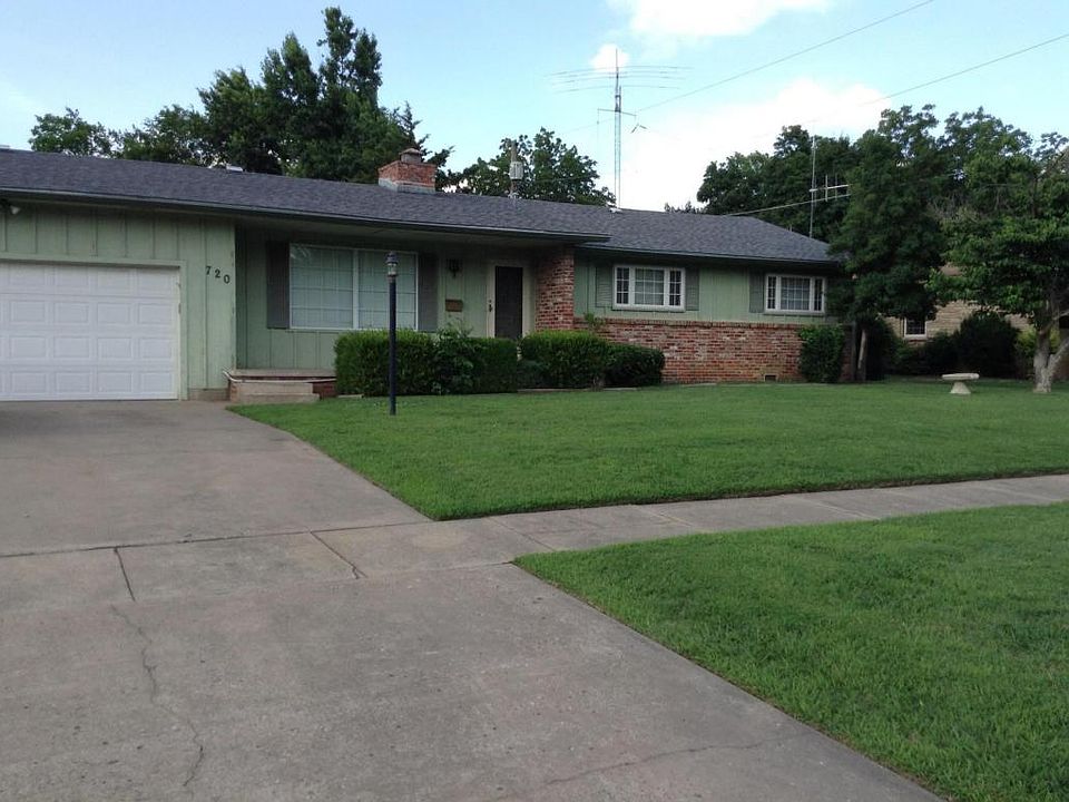 1st image of 720 W Tahlequah Ave