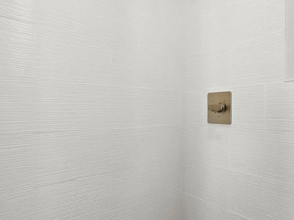 77 Boyd Avenue image 25 of 26