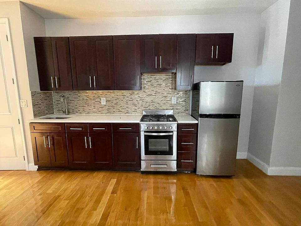 1st image of 320 Empire Blvd APT 5H