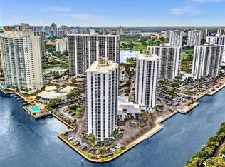20505 E Country Club Dr APT 132, Aventura, FL 33180