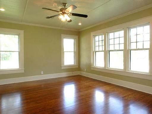 2nd image of 1091 CROSS ST