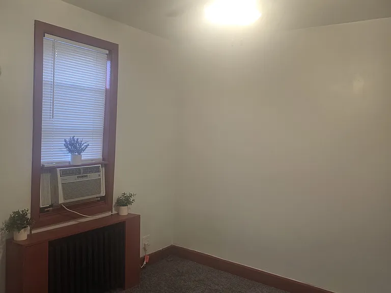 1622 Bainbridge St #3F — Photo 32