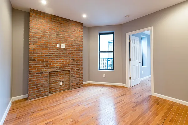 Rented by Garfield Realty  | media 27