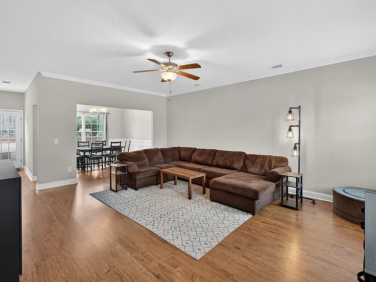 245 Alcott Cir — Photo 7