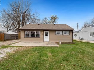 612 Everett Rd, Fremont, OH 43420