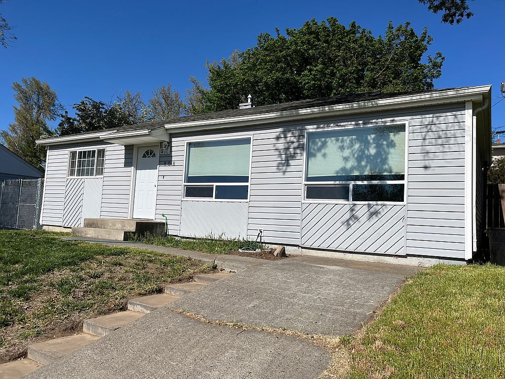 808 SW 30th St - Property Image