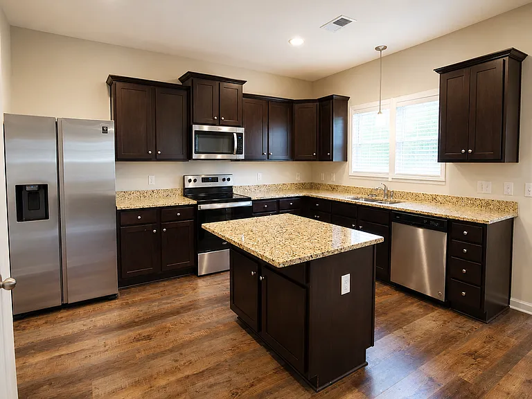 423 Kingsley View Rd — Photo 5