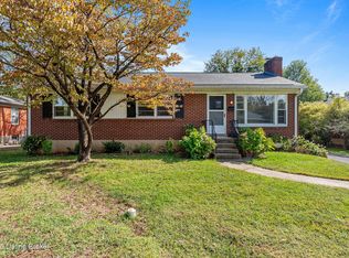 3602 Hughes Rd, Saint Matthews, KY 40207