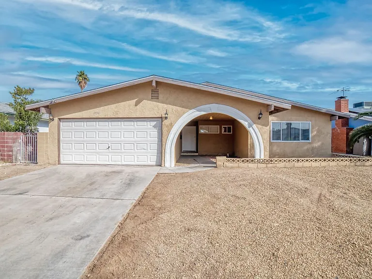 3556 Ruth Dr — Photo 1