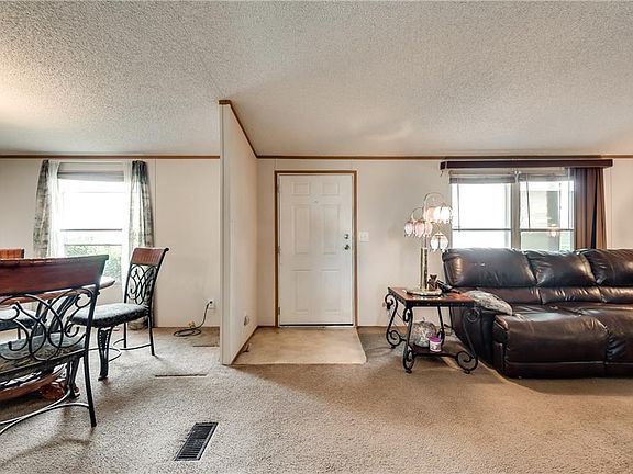3rd image of 4733 N Fm 148