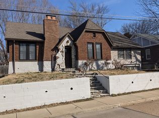 7633 Marion Ct, Saint Louis, MO 63143