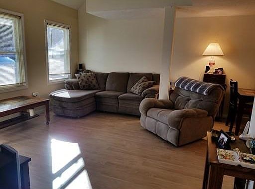 5th image of 47 Old Colony Ln APT 117