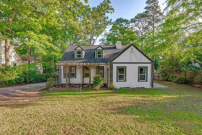 2903 Trenholm Rd