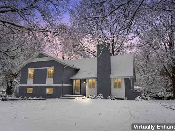 3801 W 98th St, Overland Park, KS 66206