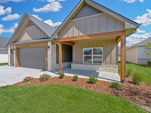 5th image of 742 N Rainbow Lake Ct