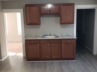 37 Summit St APT 2, Waterbury, CT 06708