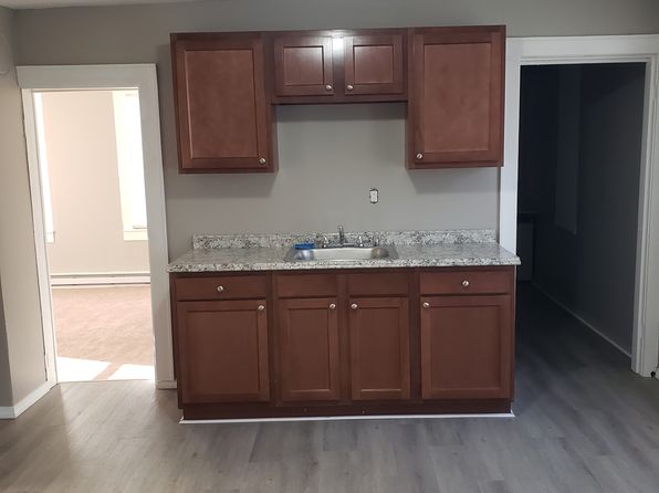 37 Summit St APT 2