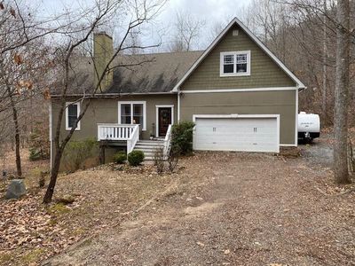 70 Waterfall Ln, Franklin, NC, 28734