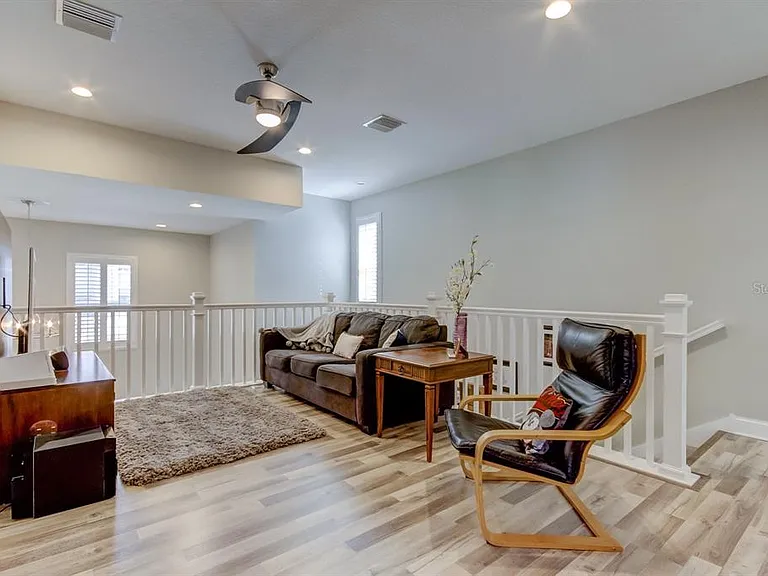 426 Birdsong Ln — Photo 21