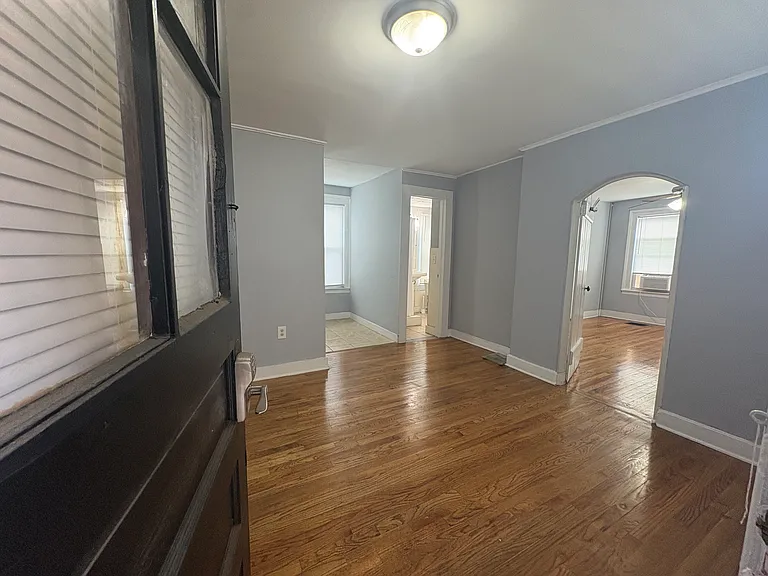 512 Chapel St #1R — Photo 2