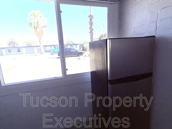 4th image of 3218 E Benson Hwy #25