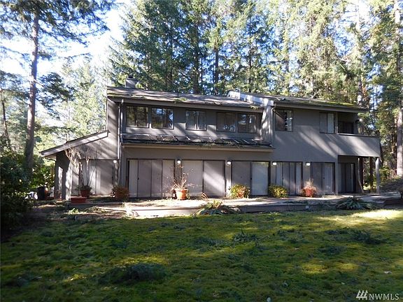 3rd image of 3903 26th Avenue Ct