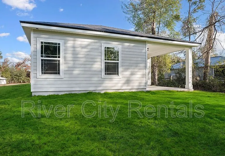 7596 Silver Sands Rd — Photo 24