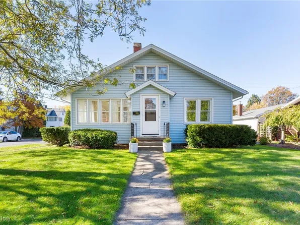2245 Ridgewood Ave, Alliance, OH 44601
