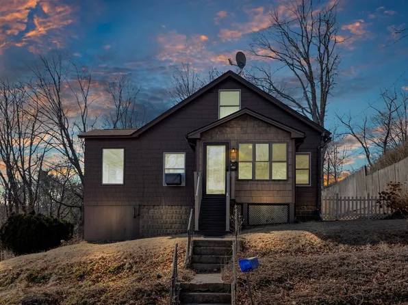 72 Graveline Avenue, Meriden, CT 06451