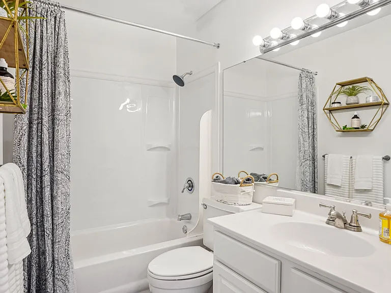 The Arbors Apartments — Photo 70