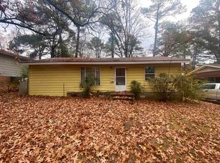 16 Eaton Dr, Little Rock, AR 72209