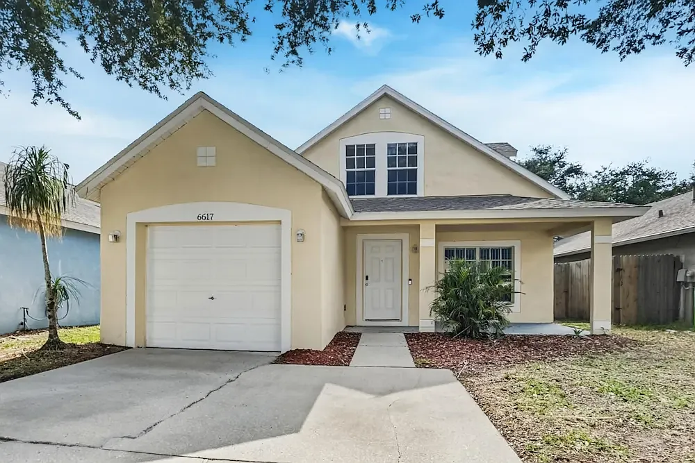 4 bed, 1466 sqft, $1,300 — Photo 1