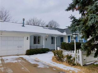 78 The Village Grn, Williamsville, NY 14221