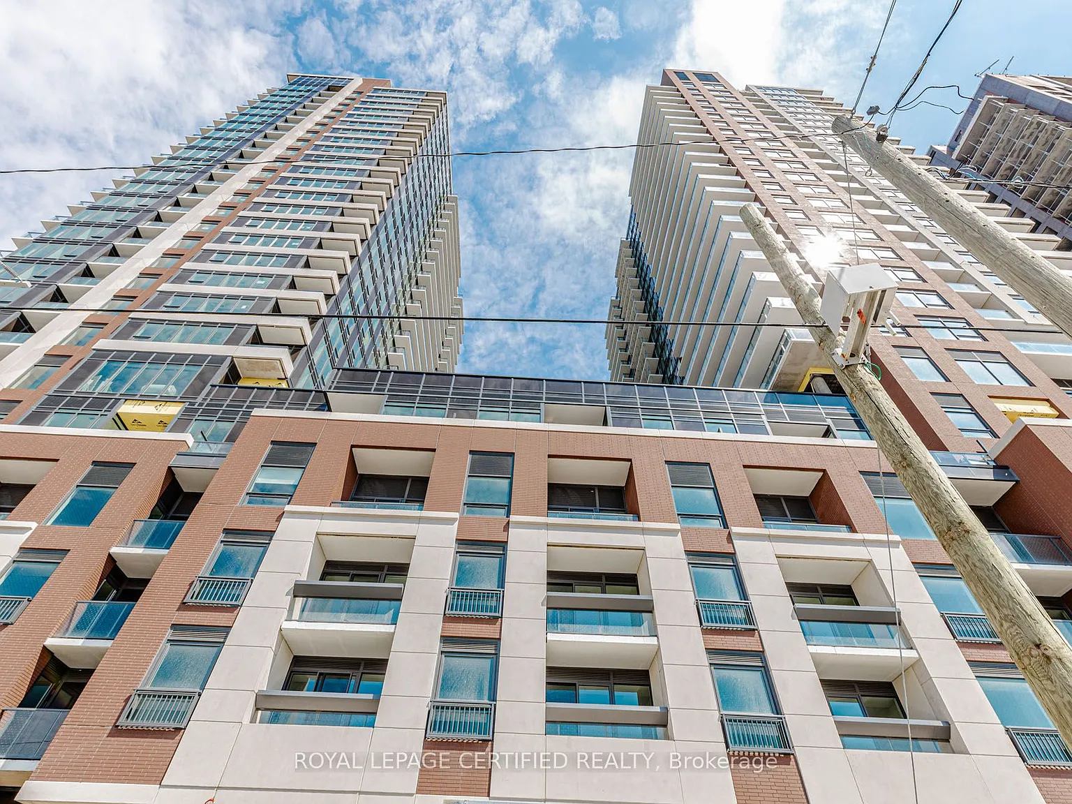 3 bed, $2,550 — Photo 1