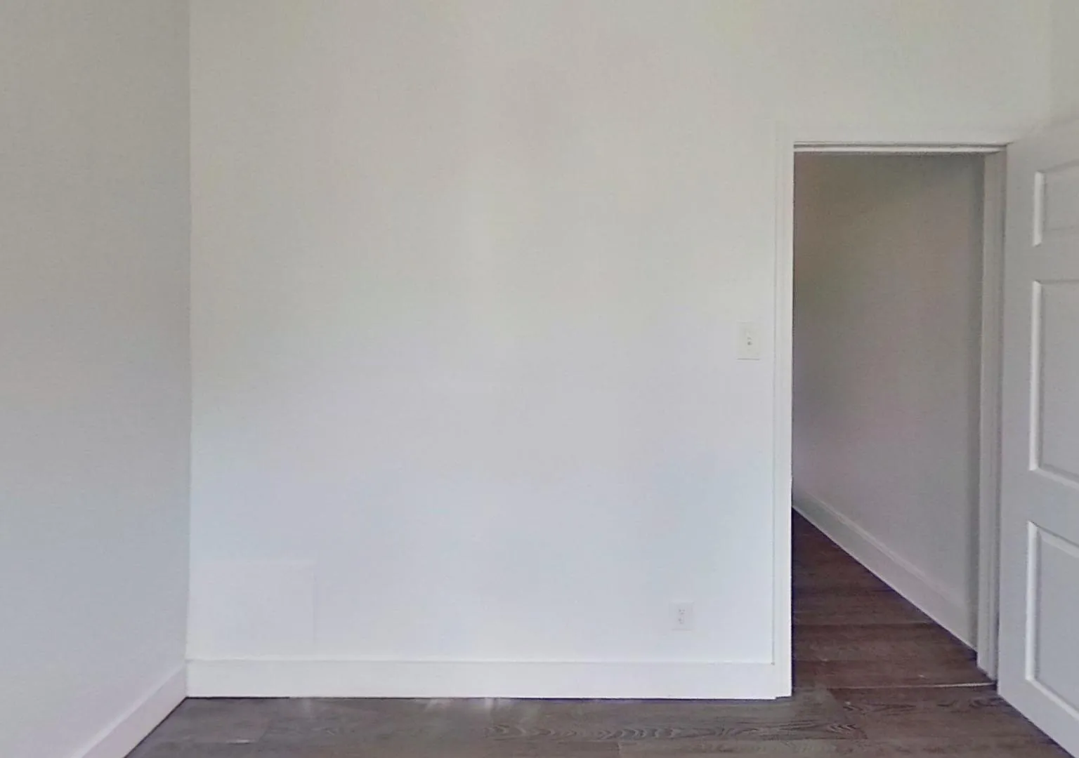 3 bed, 1100 sqft, $1,090 — Photo 4