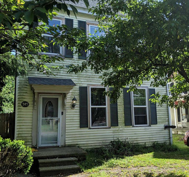 1st image of 385 Cypress St