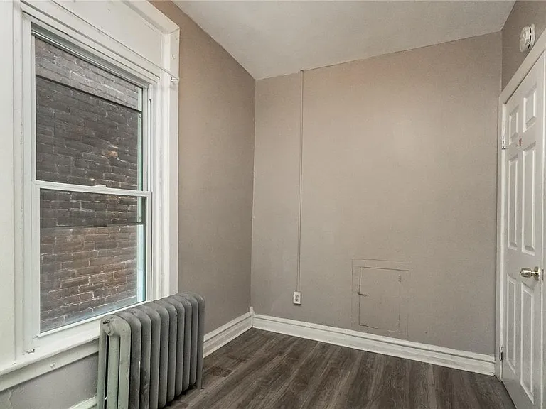 421 N 6th St #2 — Photo 20